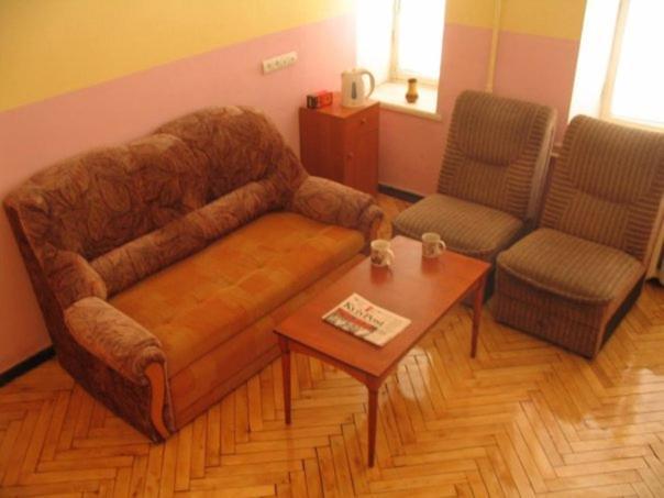 Yaroslav Hostel Kyiv Exterior photo